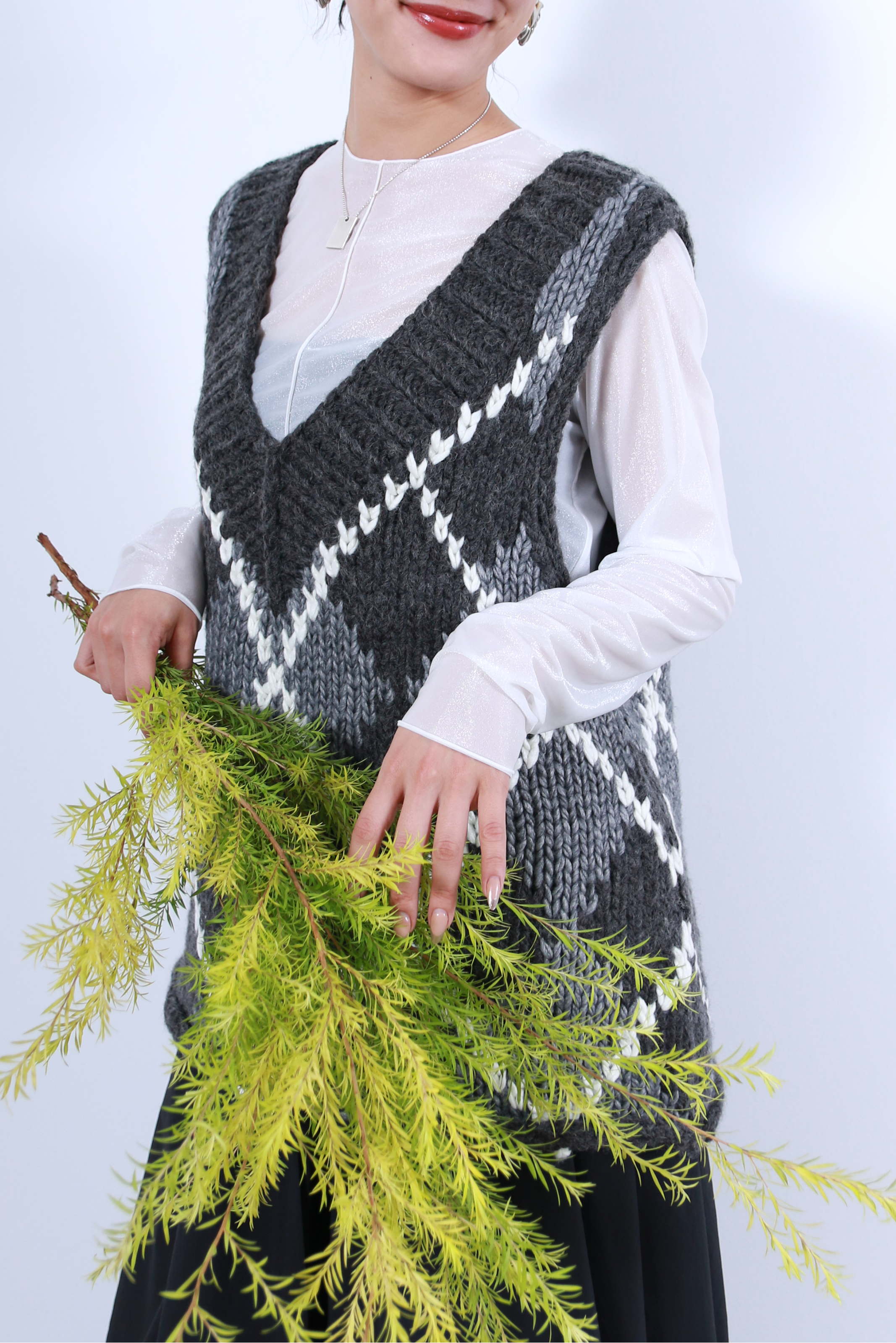 ハンドメイドカウチンニットベスト(6262-468)