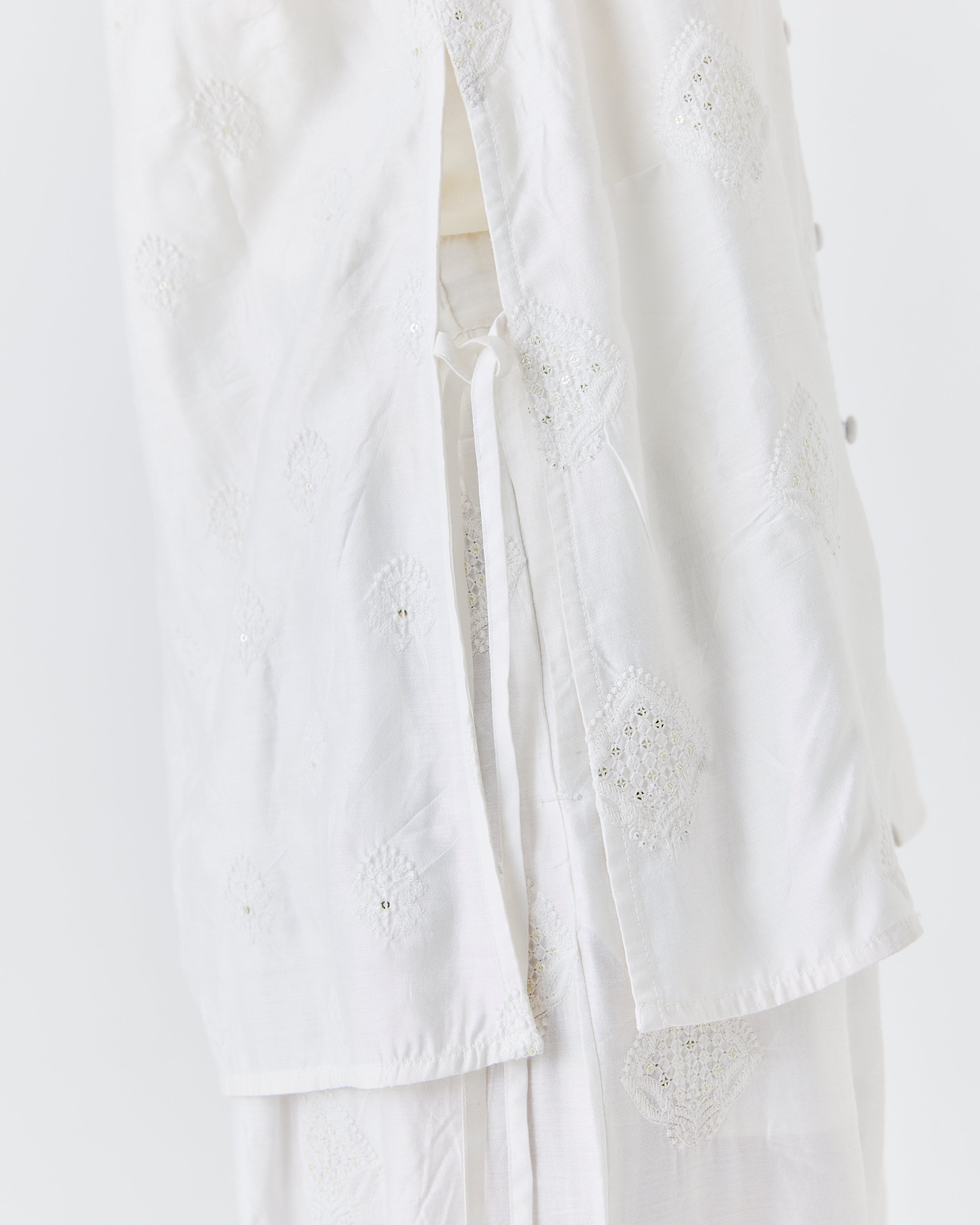 【3.20- 先行予約開始】インド刺繍レイヤード2WAYトップス(6266-319)