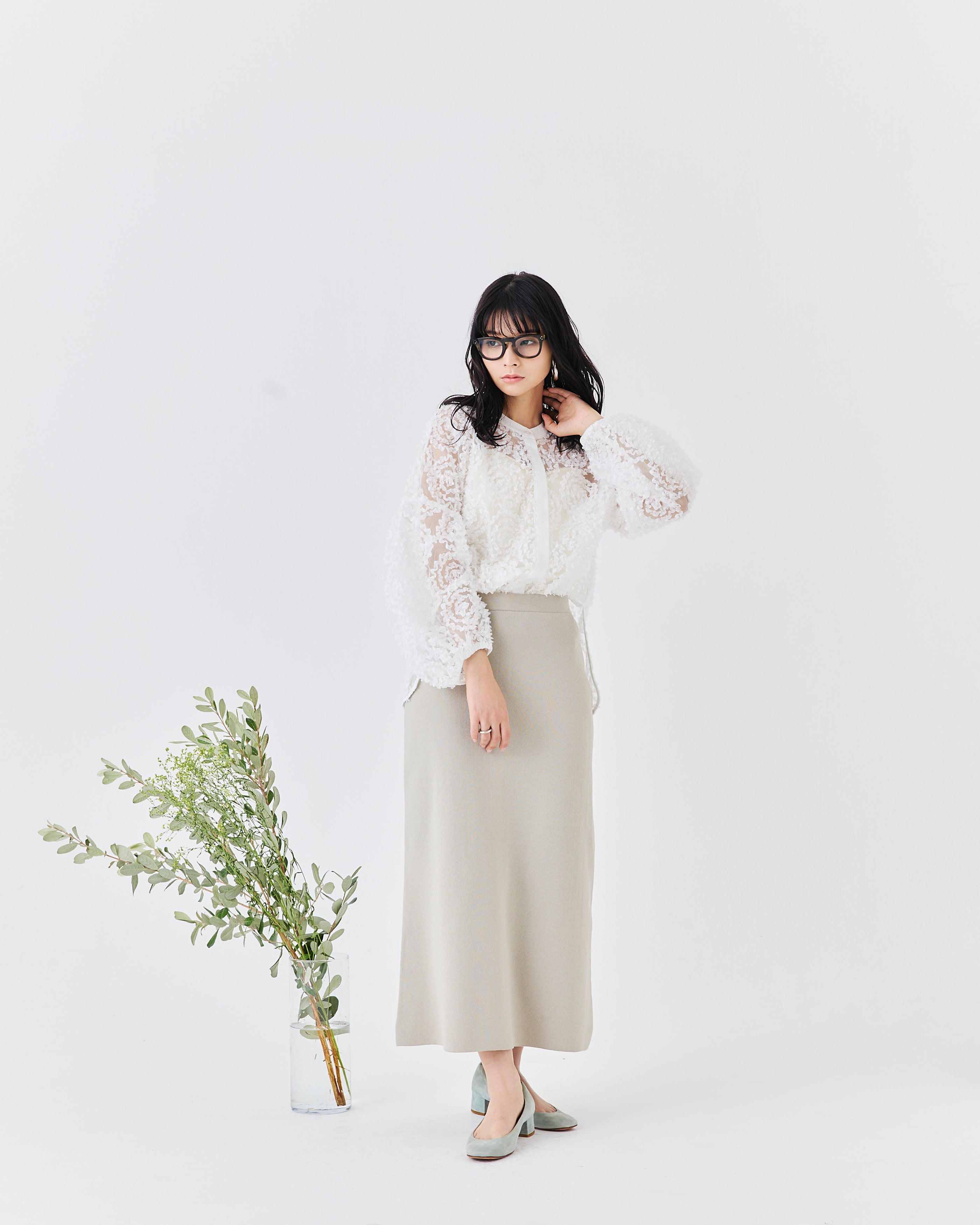 メッシュ刺繍レースブラウス(6259-482/6265-572)