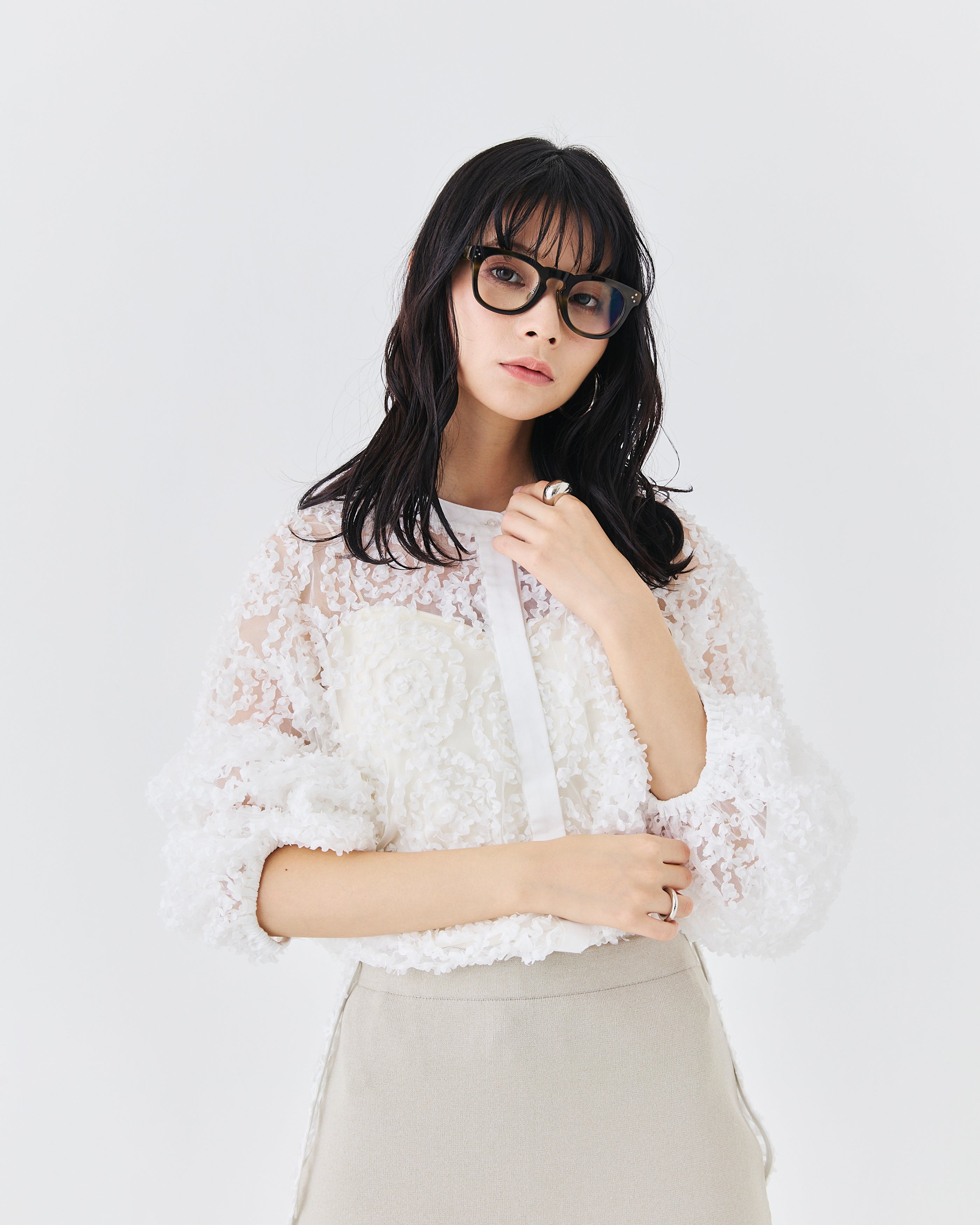 メッシュ刺繍レースブラウス(6259-482/6265-572)