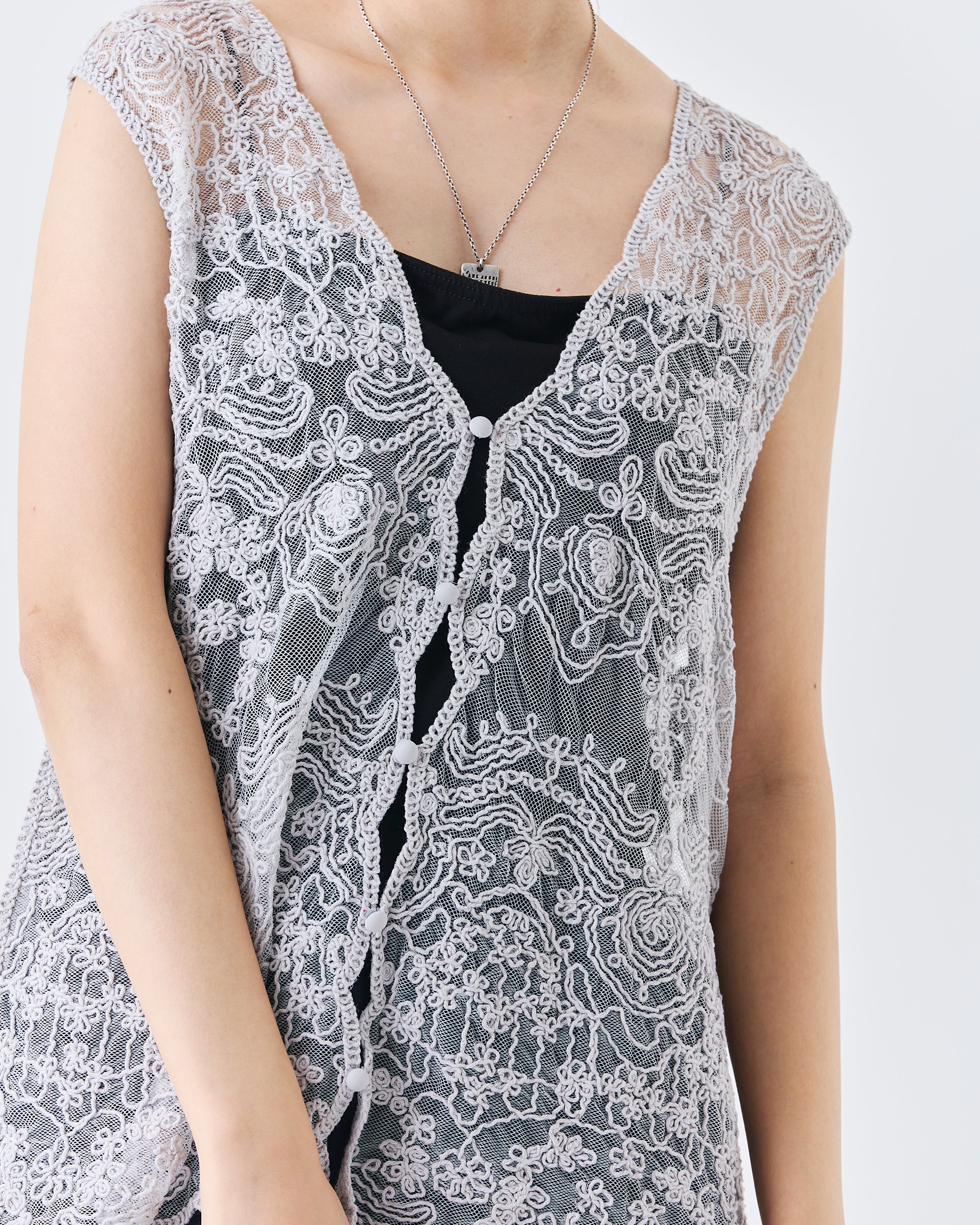 【comming soon】立体コード刺繍レース ベスト(6266-333)