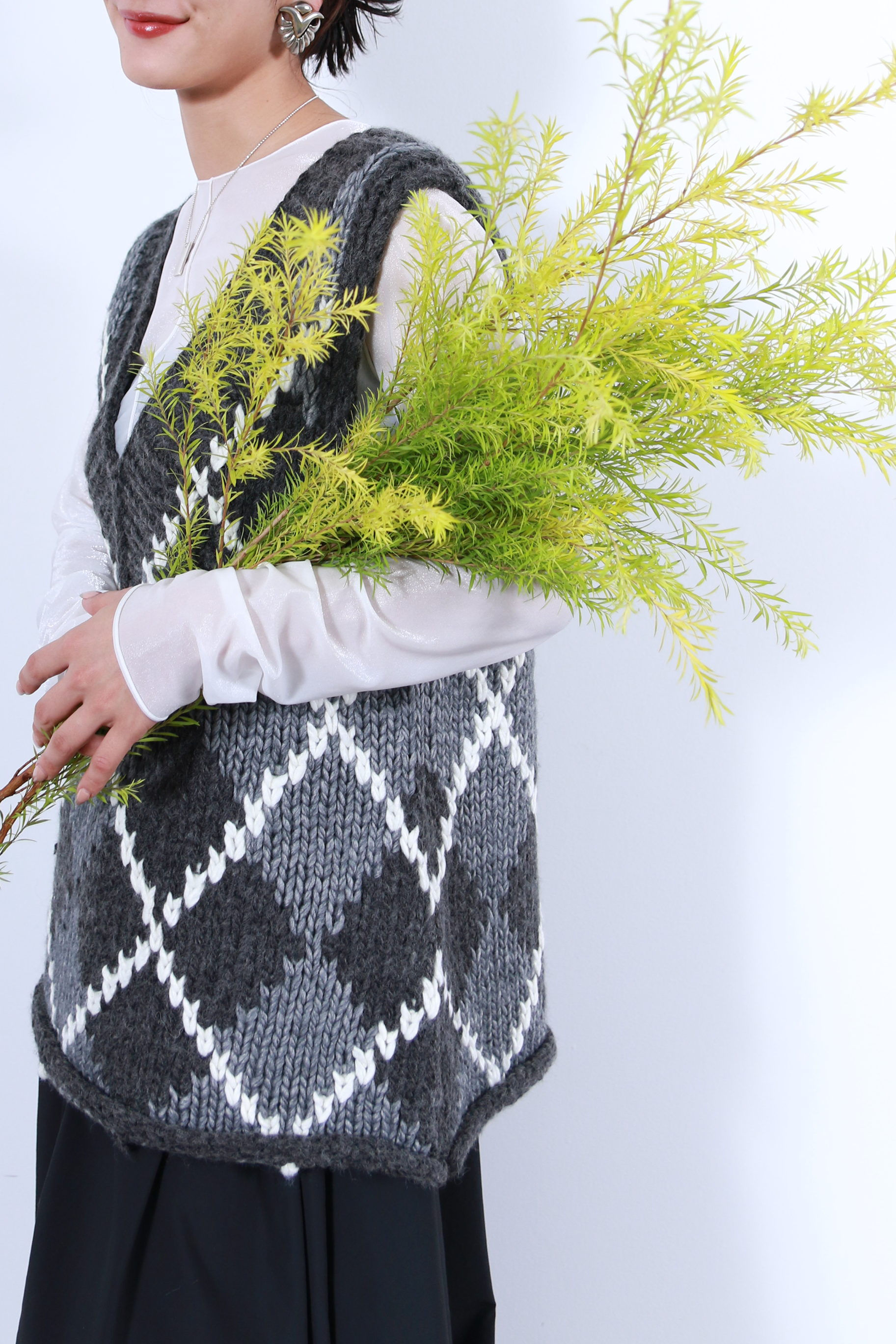 ハンドメイドカウチンニットベスト(6262-468)