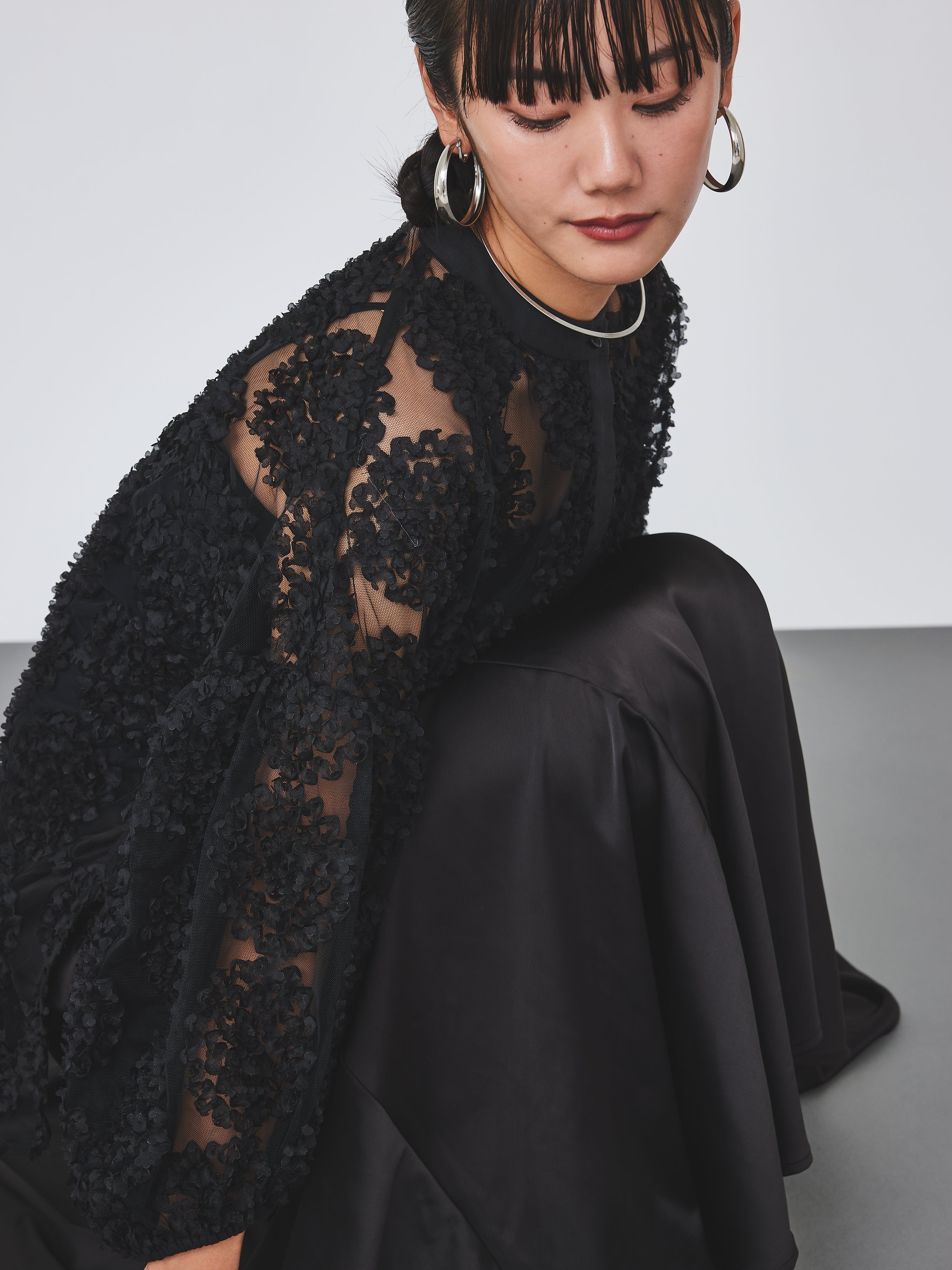 メッシュ刺繍レースブラウス(6259-482/6265-572)