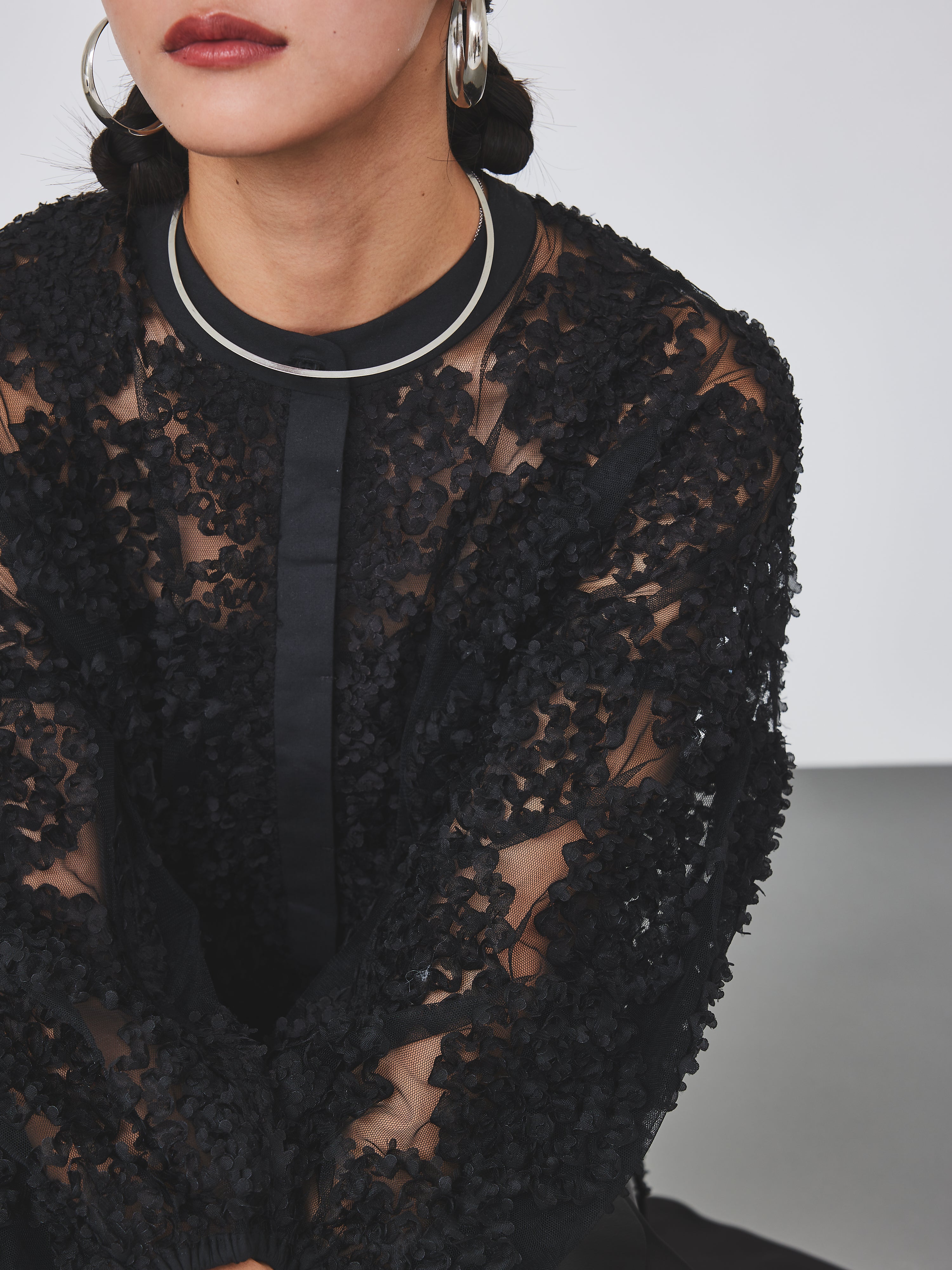 【先行予約】メッシュ刺繍レースブラウス(6259-482/6265-572)