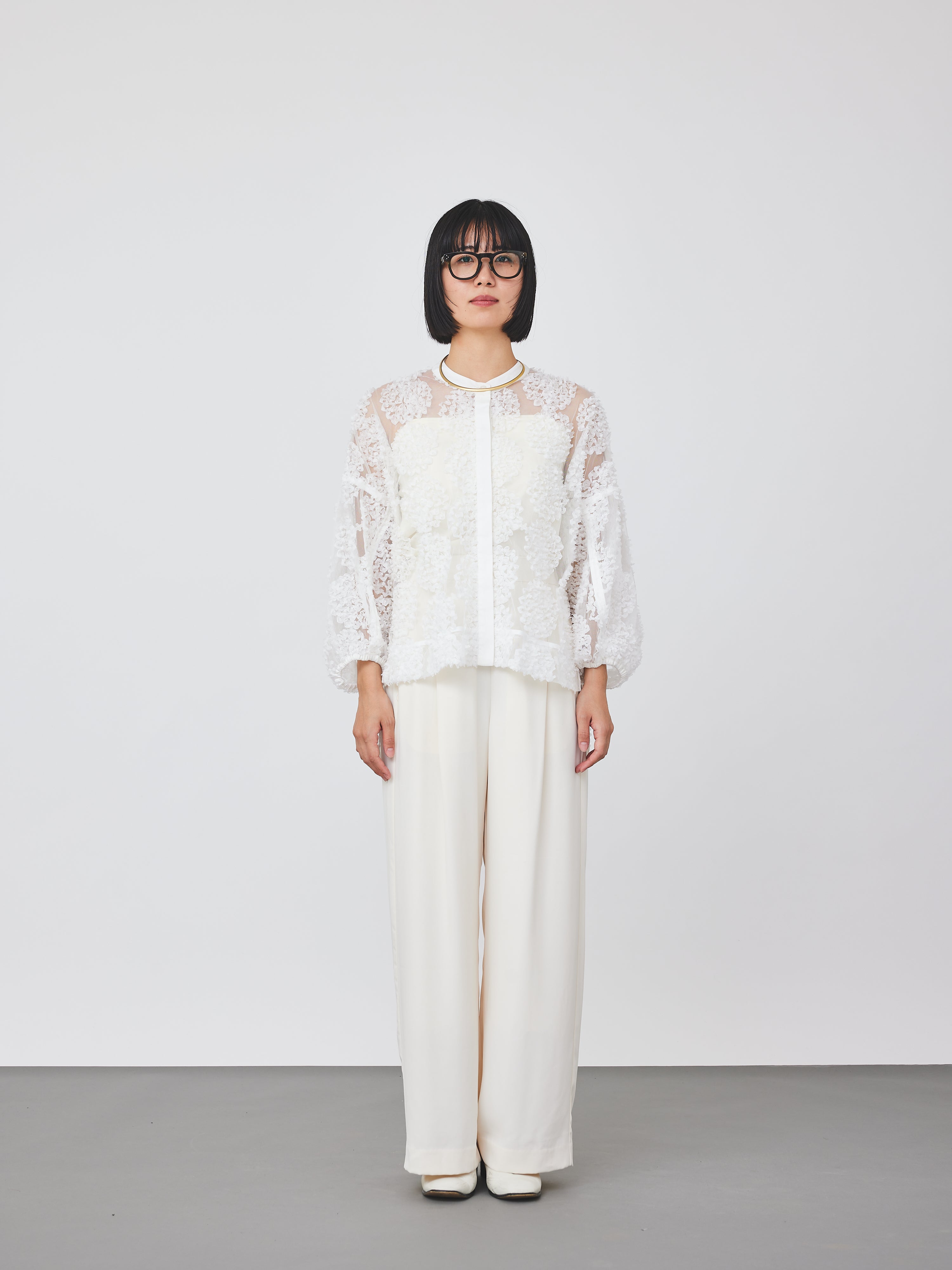 メッシュ刺繍レースブラウス(6259-482/6265-572)