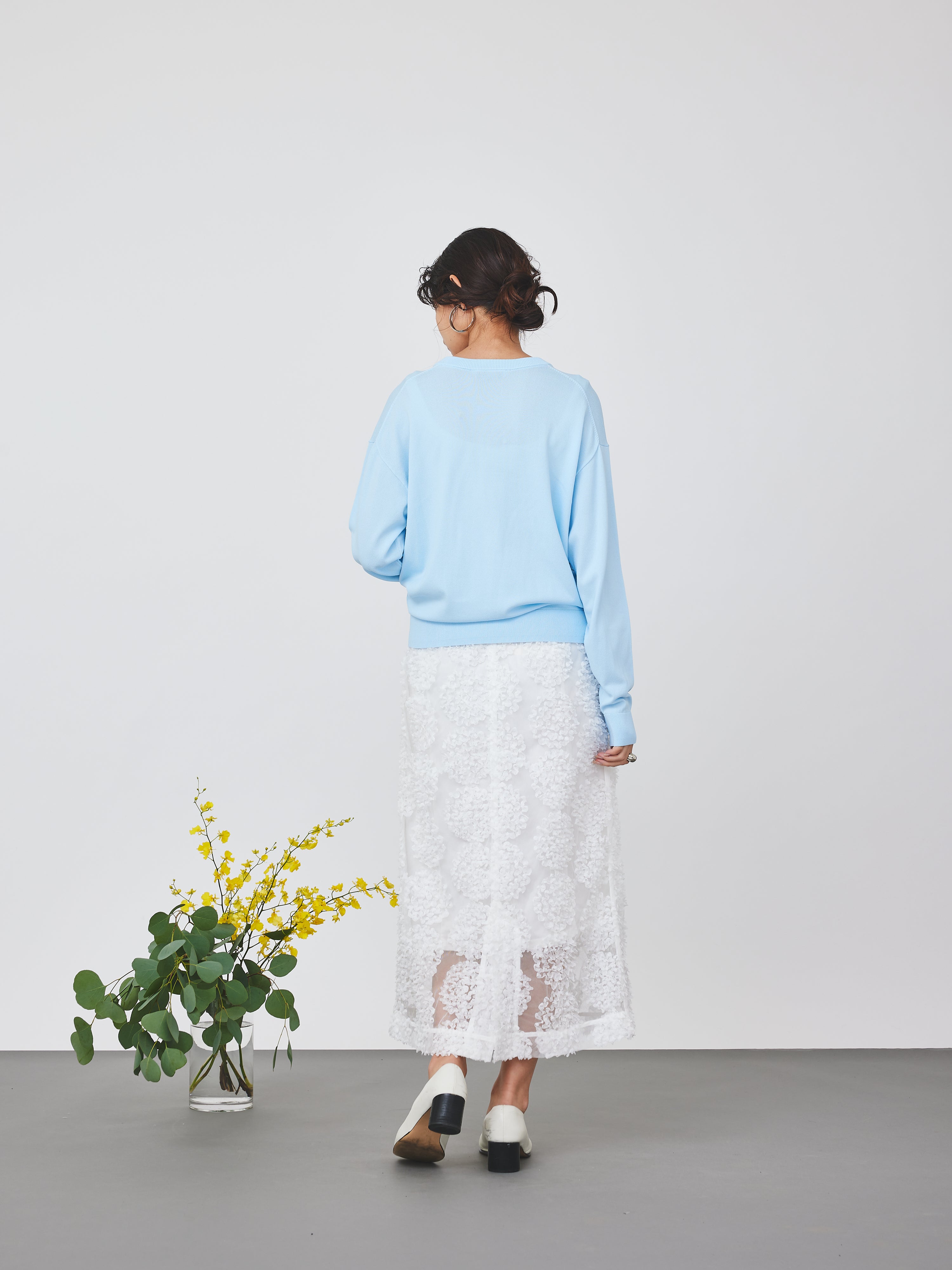 メッシュ刺繍Iラインスカート(6259-483)