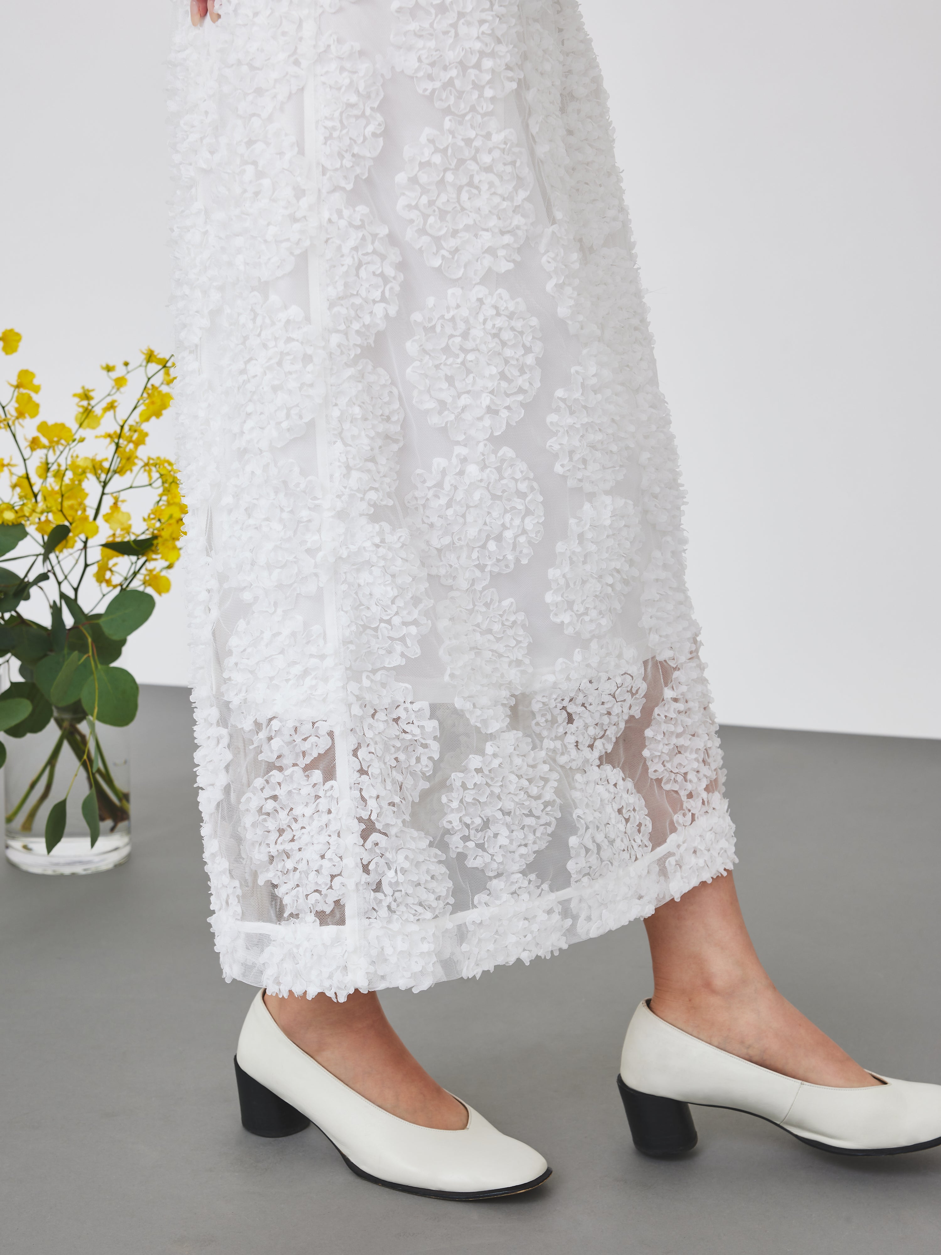 メッシュ刺繍Iラインスカート(6259-483)