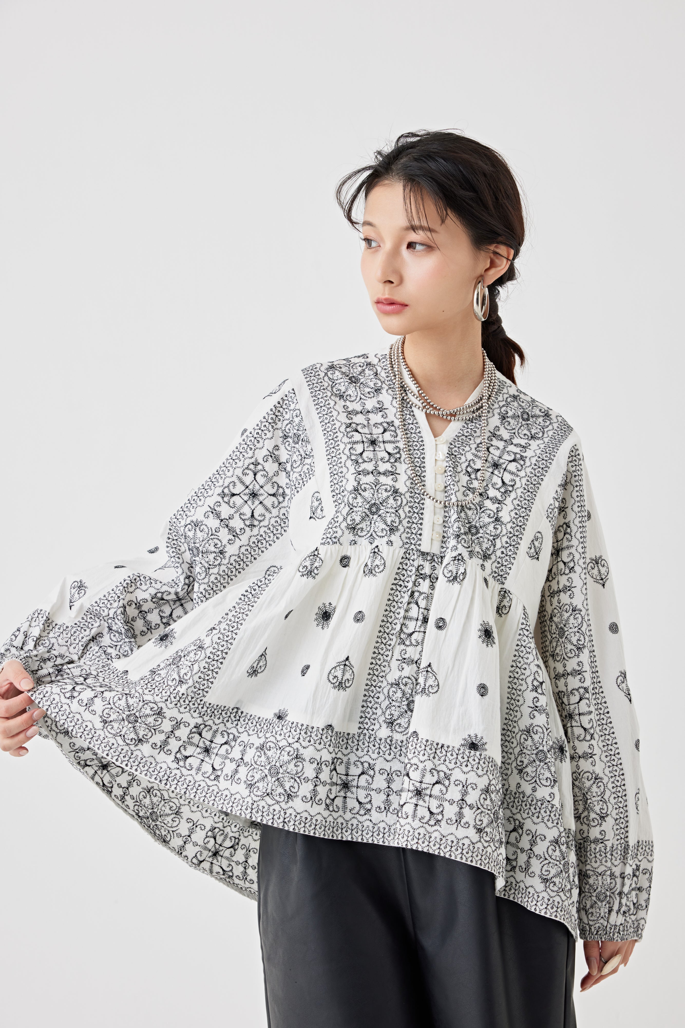 刺繍コットンブラウス(6251-541)