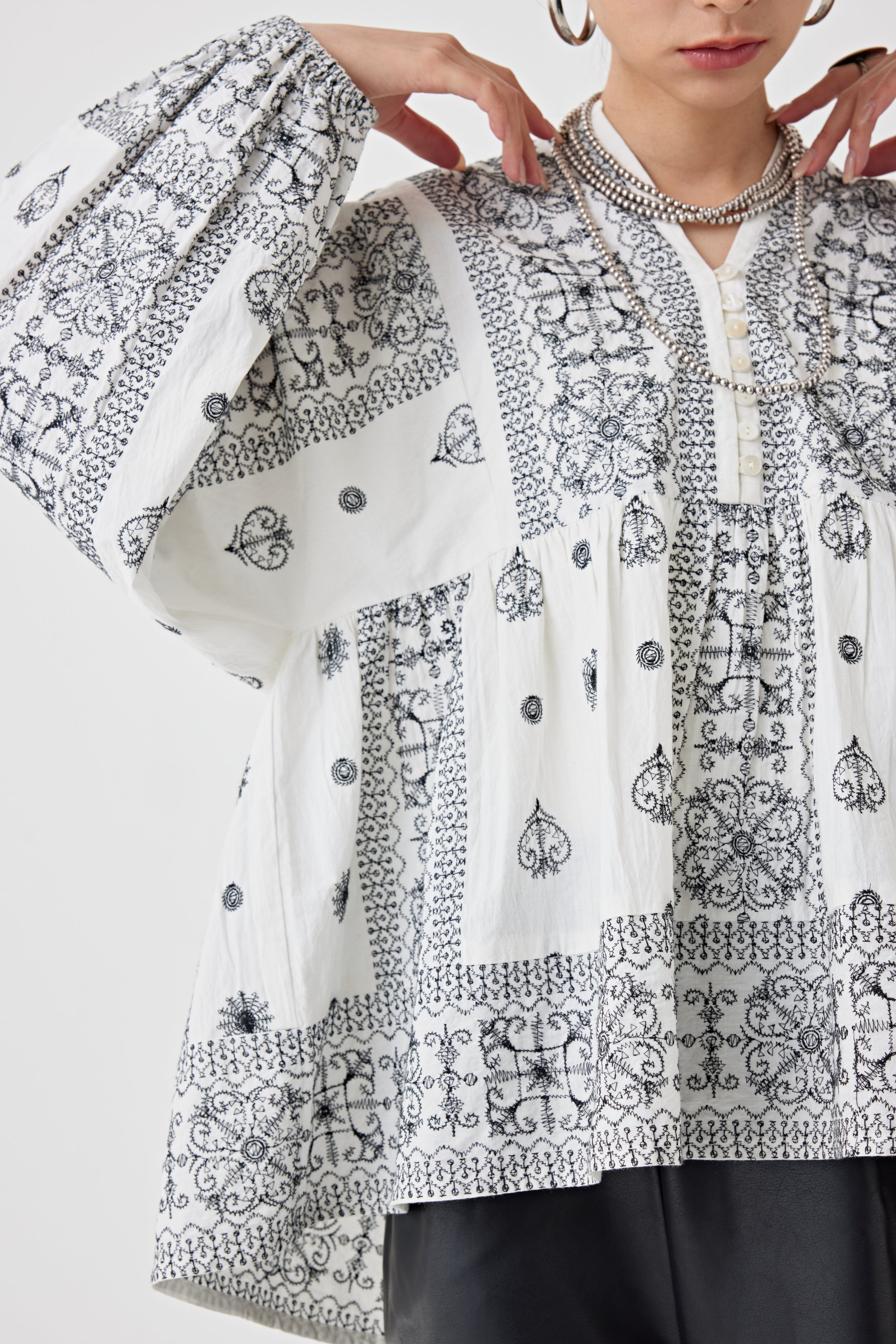 刺繍コットンブラウス(6251-541)