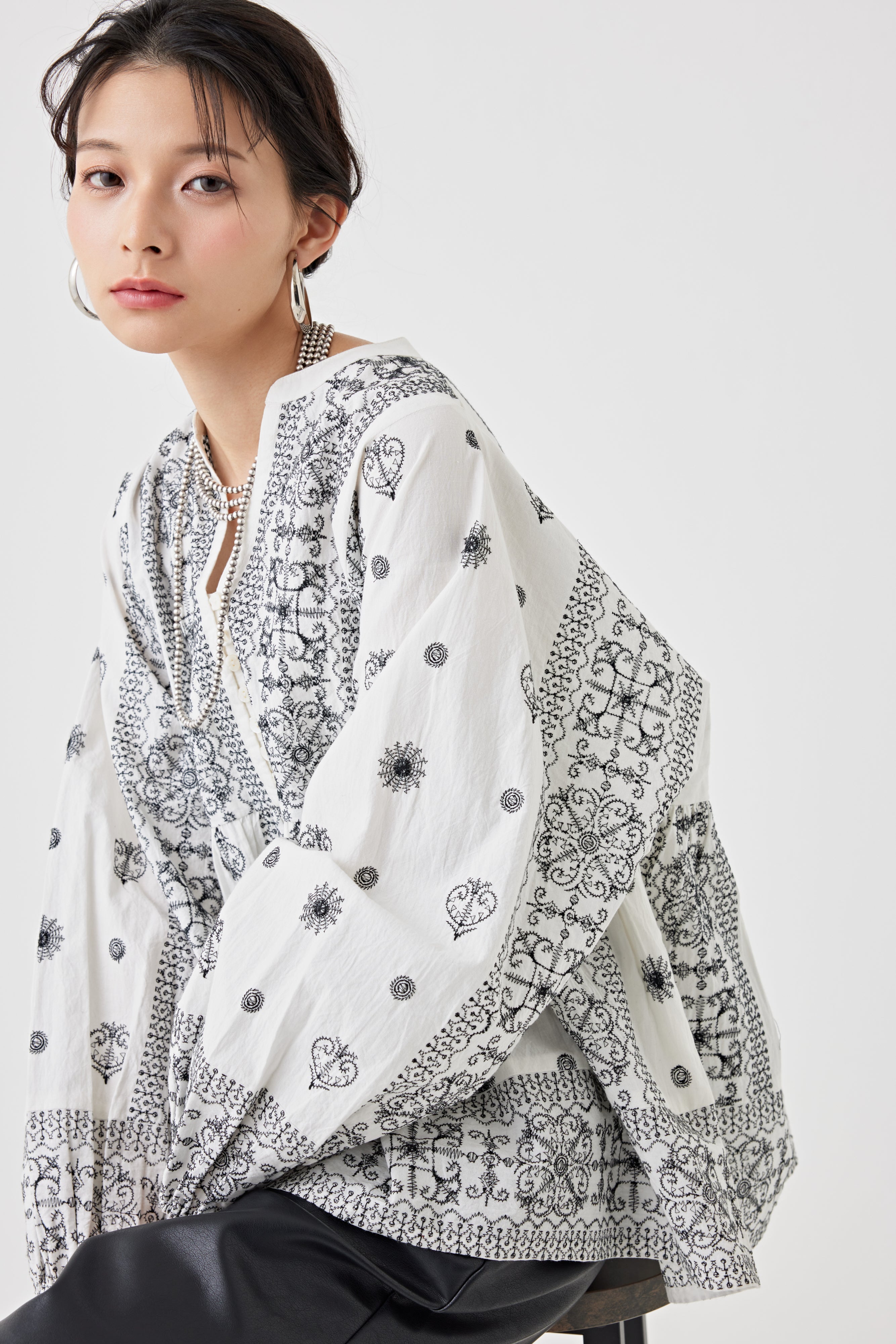 刺繍コットンブラウス(6251-541)