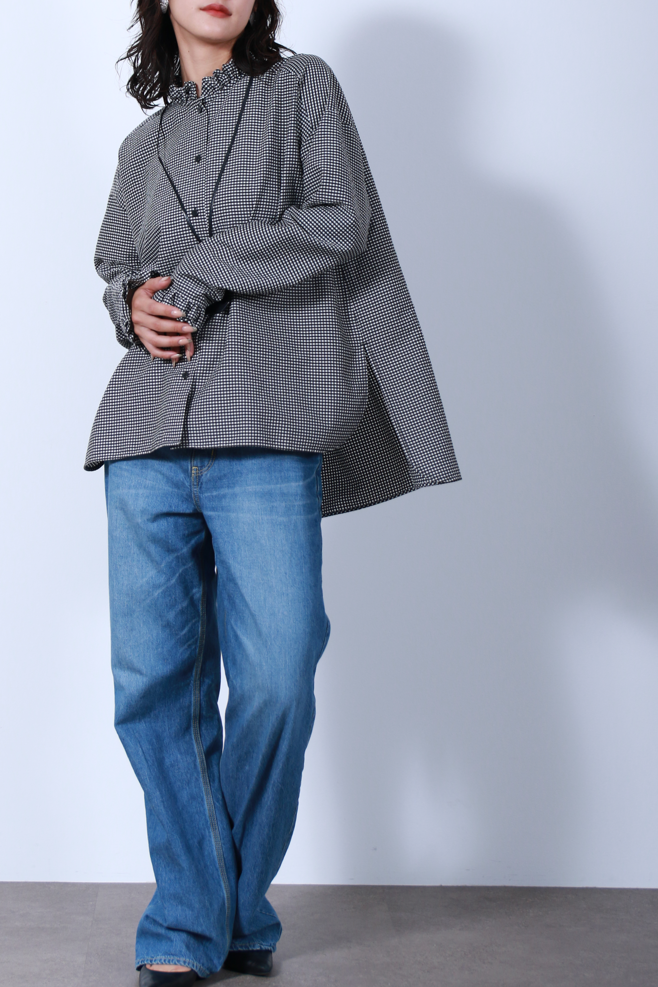 フリルカラーデザインシャツ(6263-498)