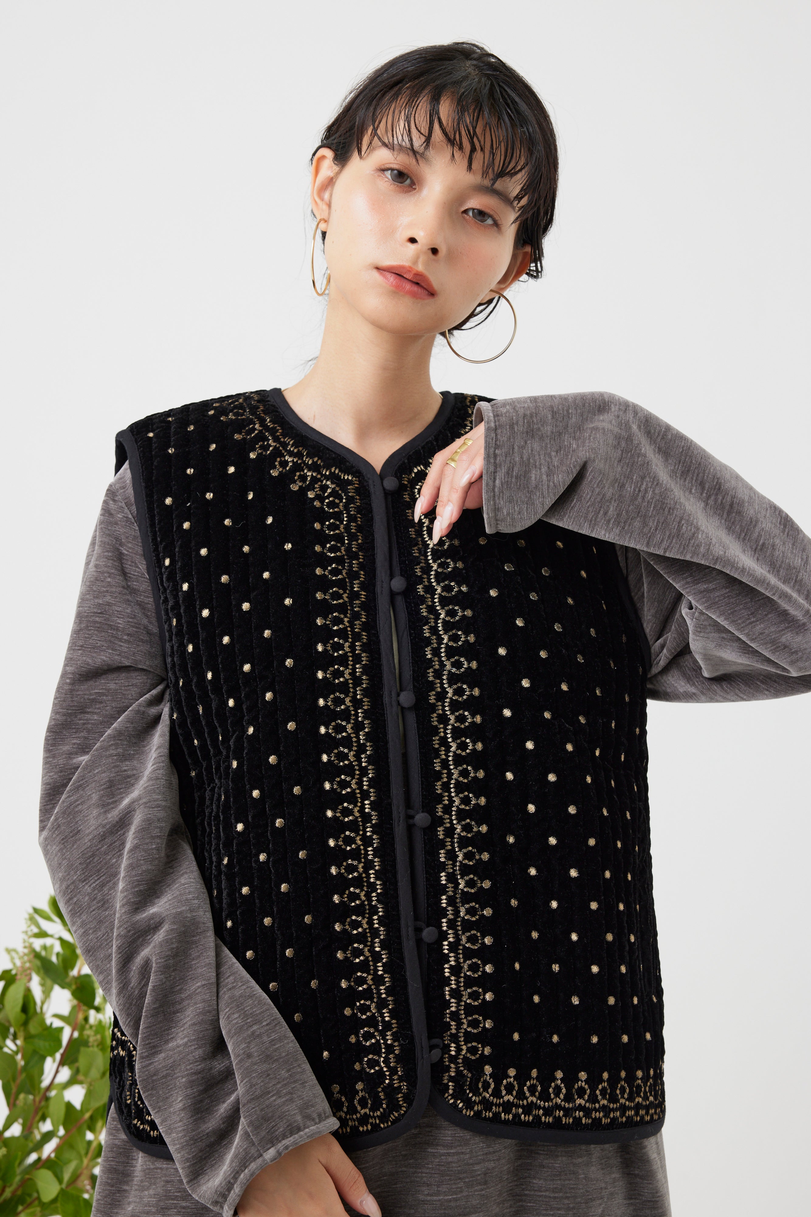 ヴィンテージ調オリジナル刺繍ベスト(6261-355)