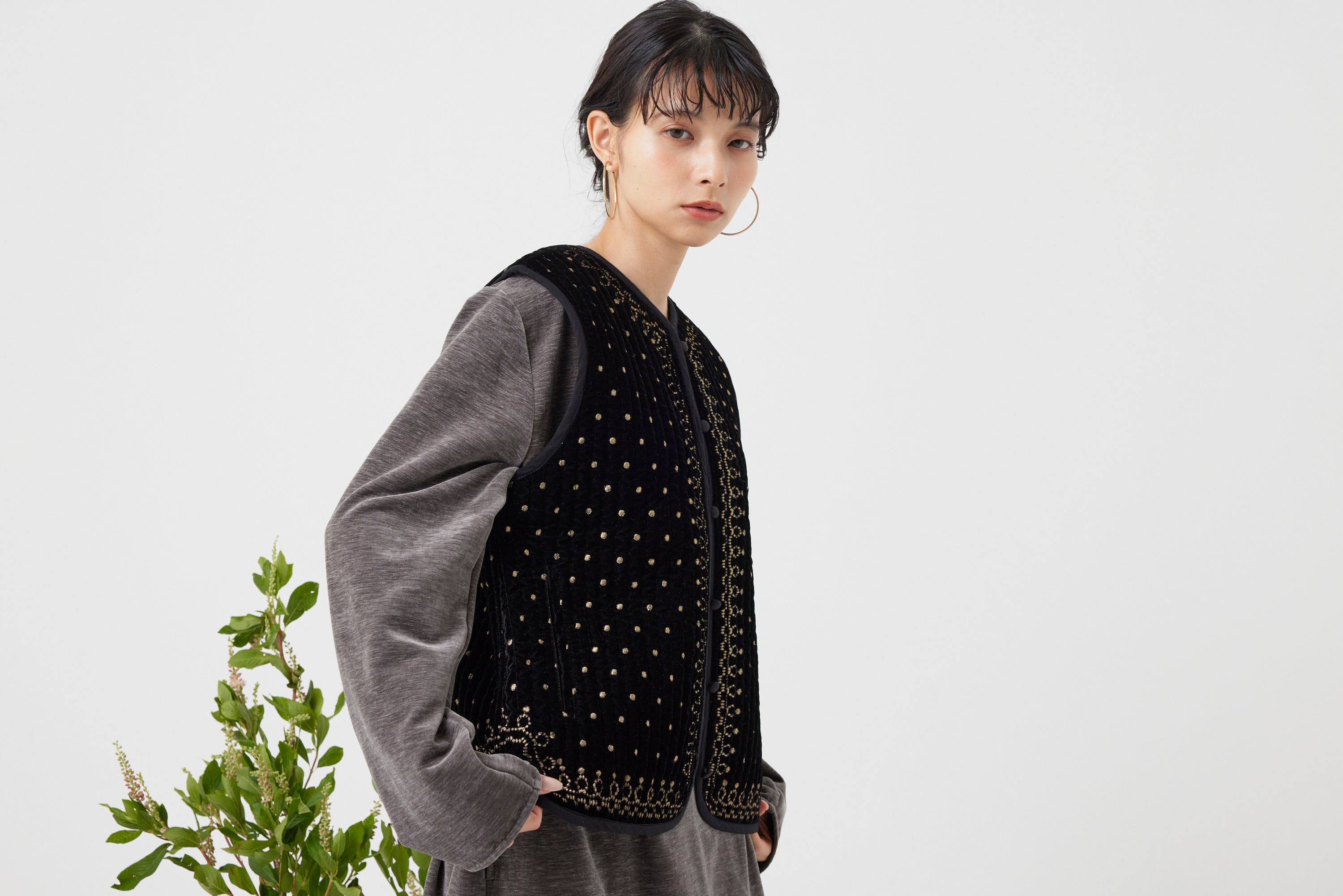 ヴィンテージ調オリジナル刺繍ベスト(6261-355)