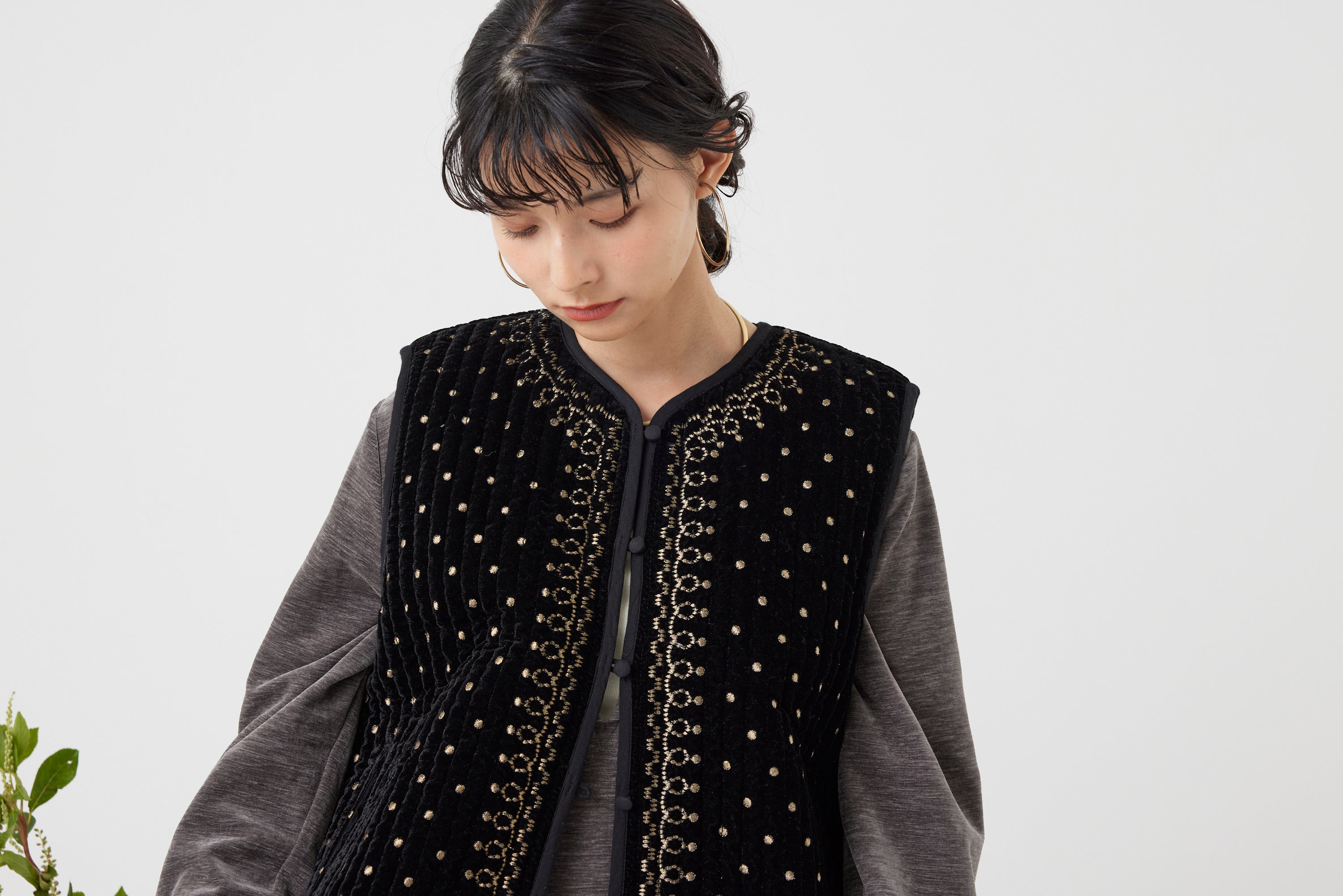 ヴィンテージ調オリジナル刺繍ベスト(6261-355)