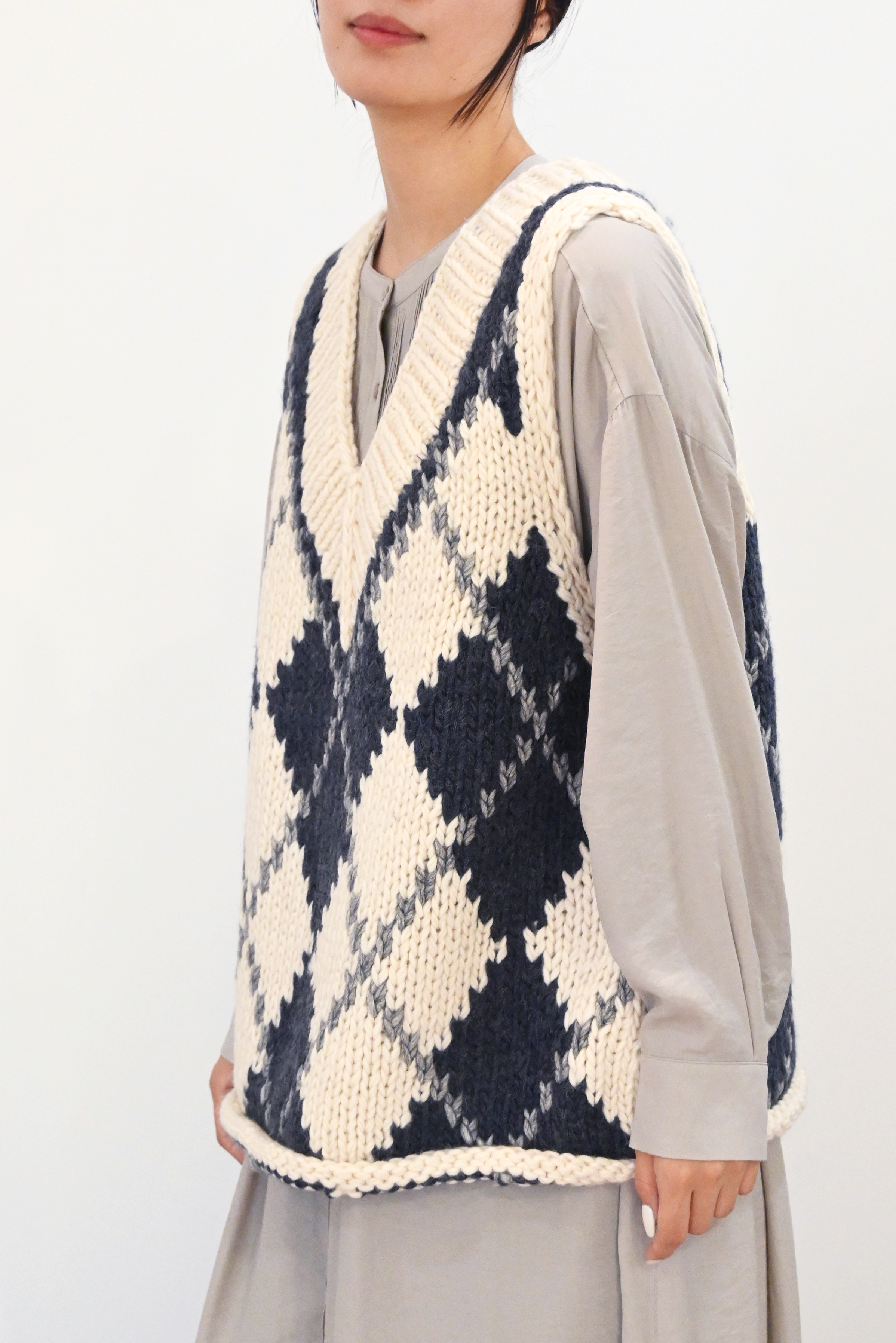 ハンドメイドカウチンニットベスト(6262-468)