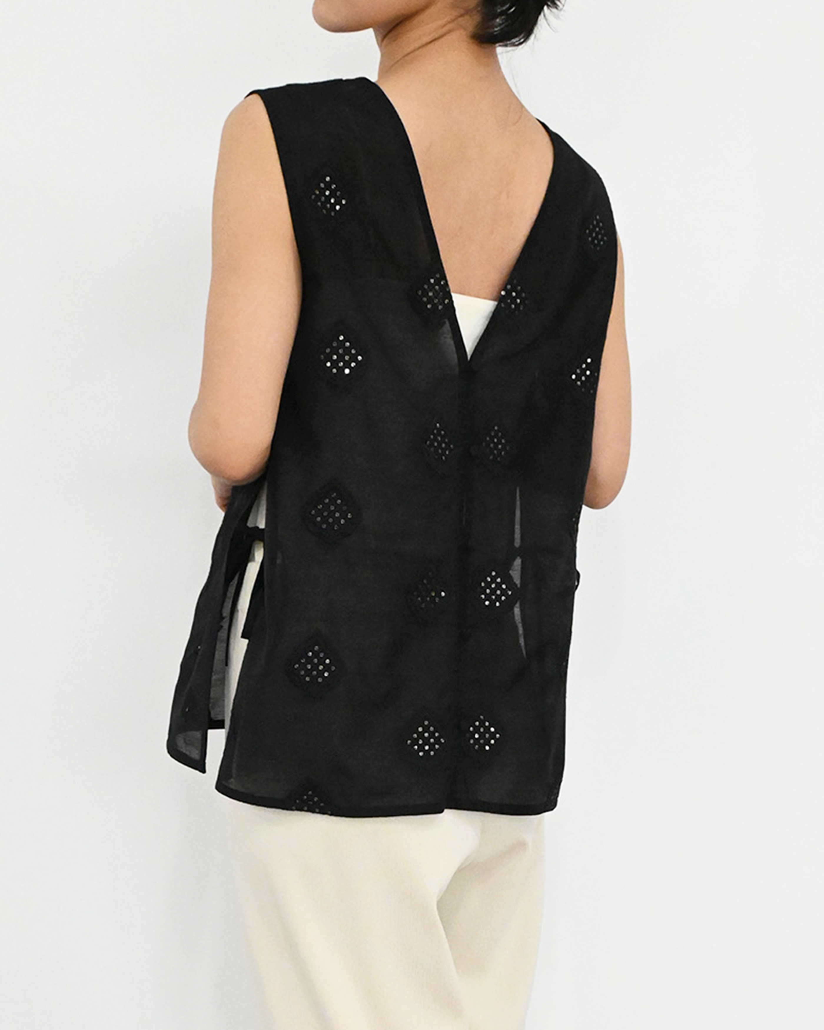 【3.20- 先行予約開始】インド刺繍レイヤード2WAYトップス(6266-319)