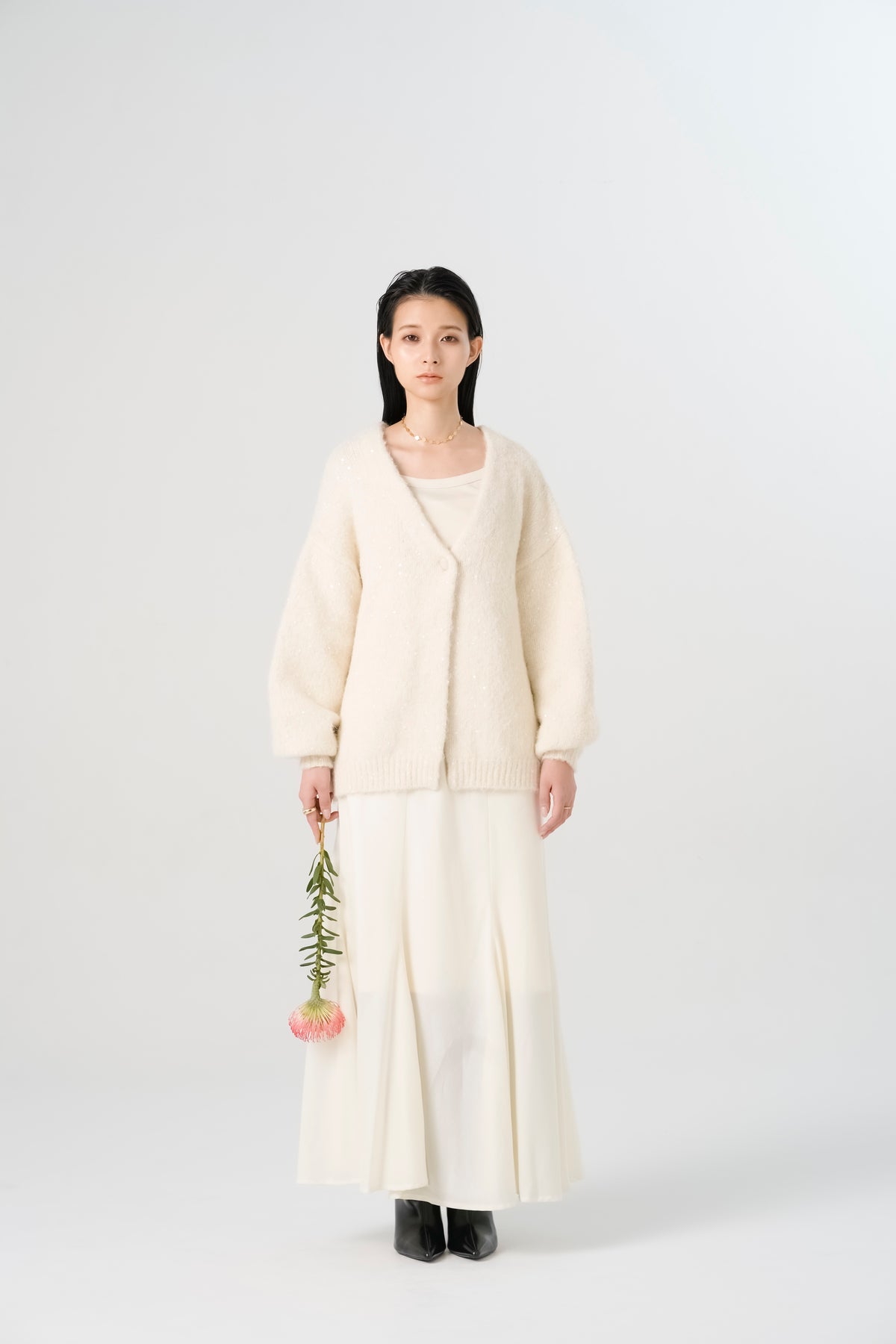 ドラマチックニットカーディガン