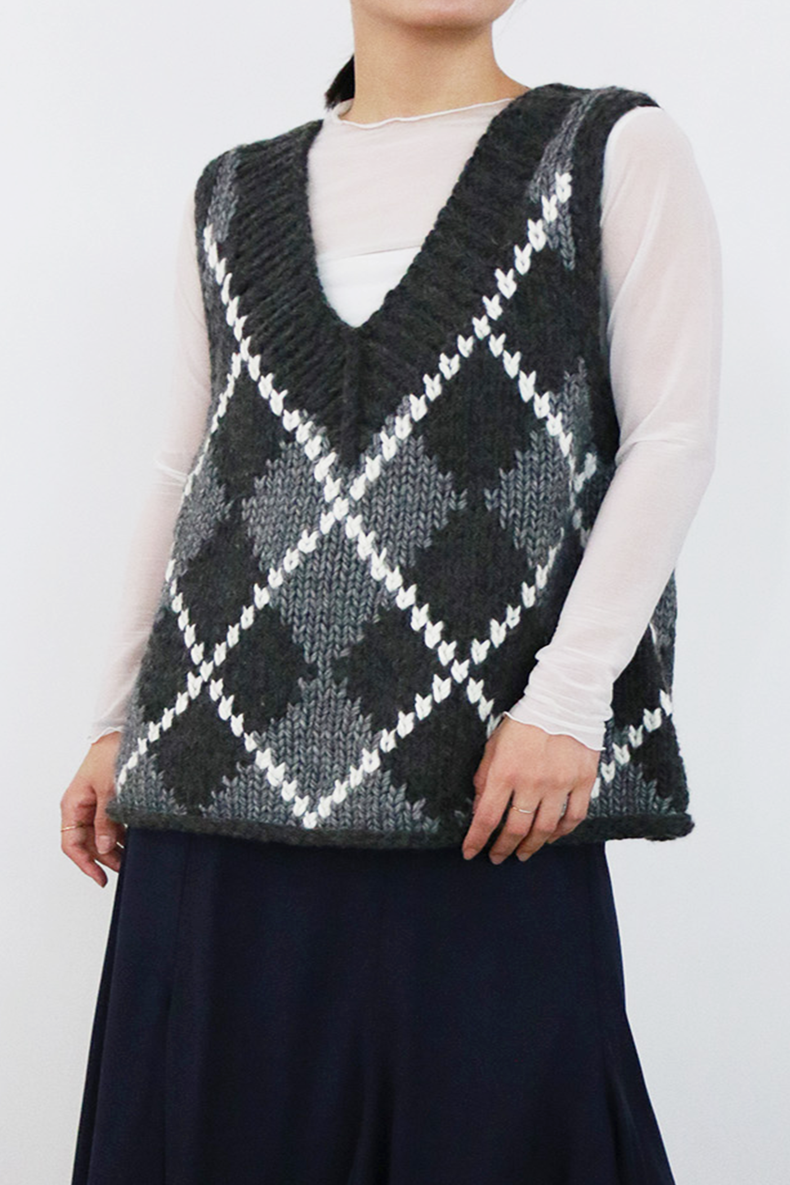 【先行入荷】ハンドメイドカウチンニットベスト(6262-468)