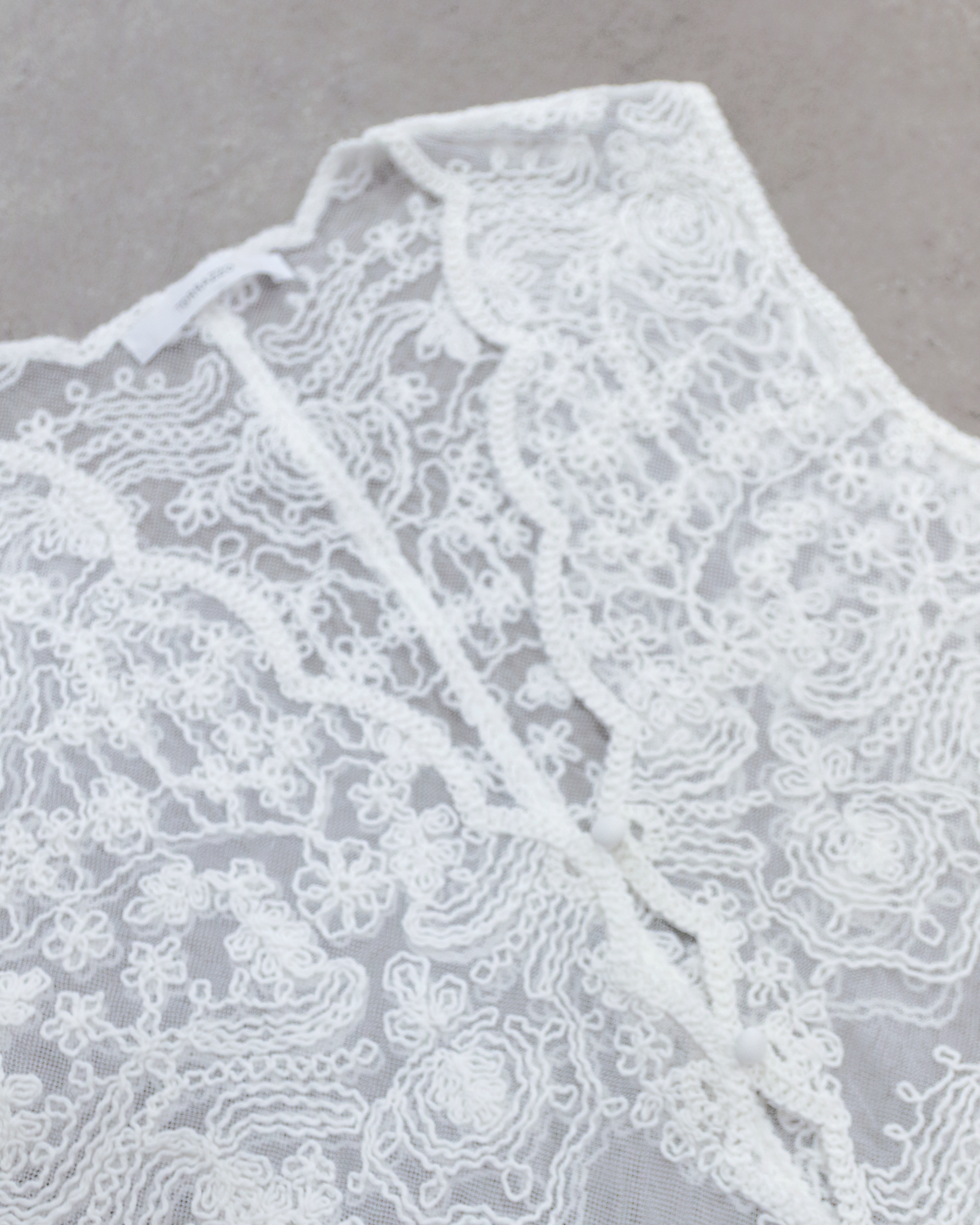 【comming soon】立体コード刺繍レース ベスト(6266-333)